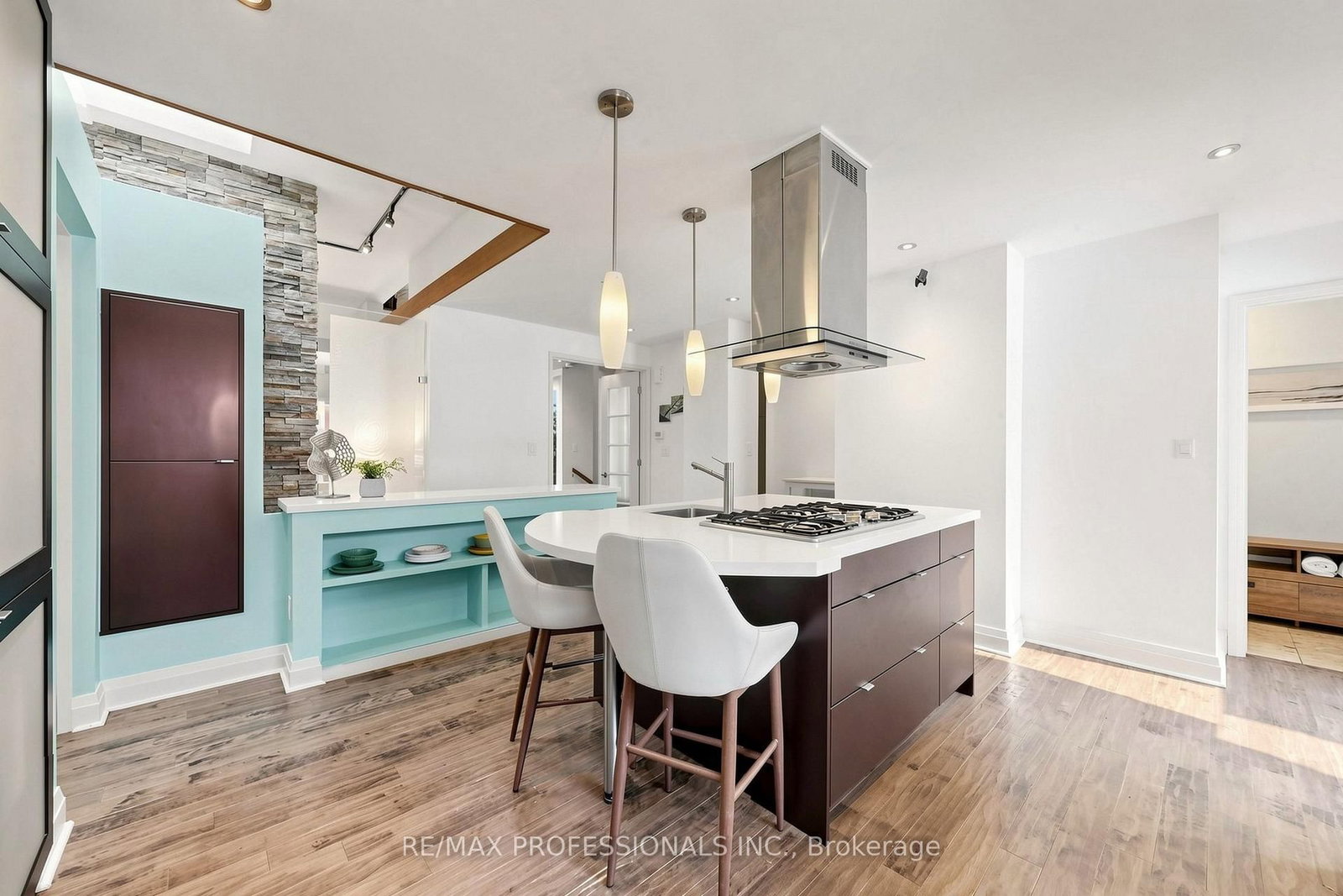 9 Annis Road • Toronto, ON photo 11