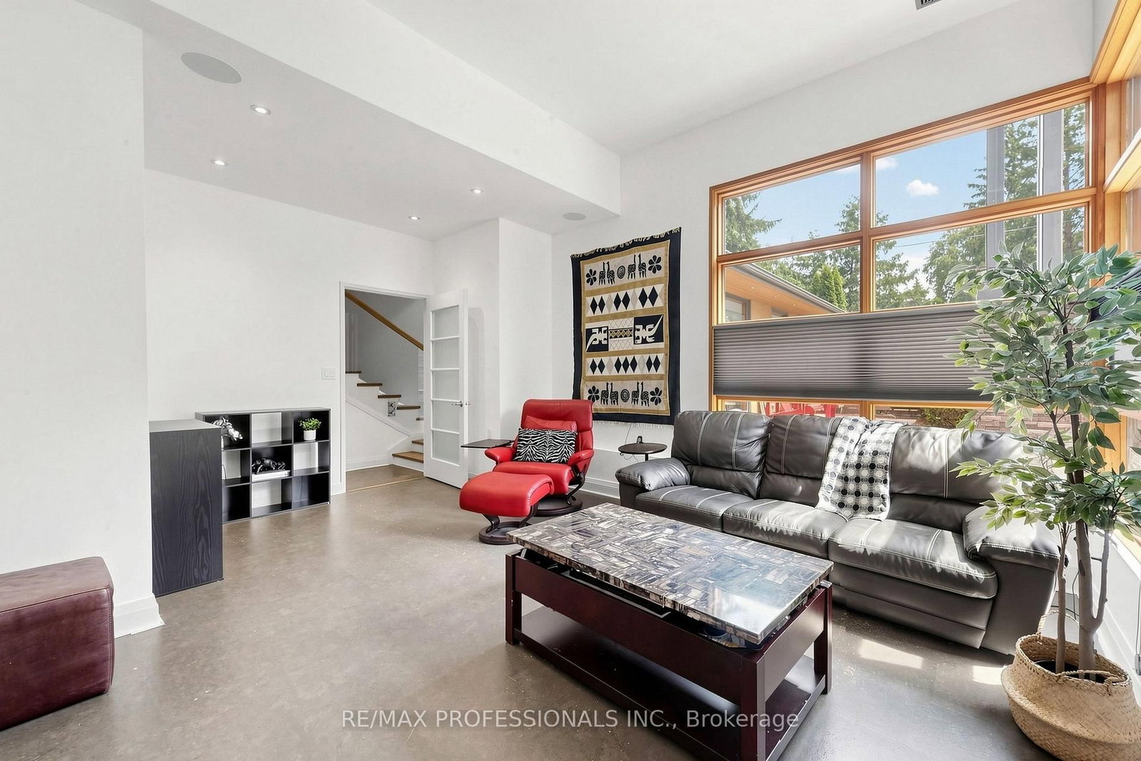 9 Annis Road • Toronto, ON photo 16