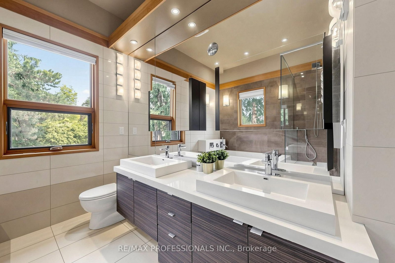 9 Annis Road • Toronto, ON photo 28