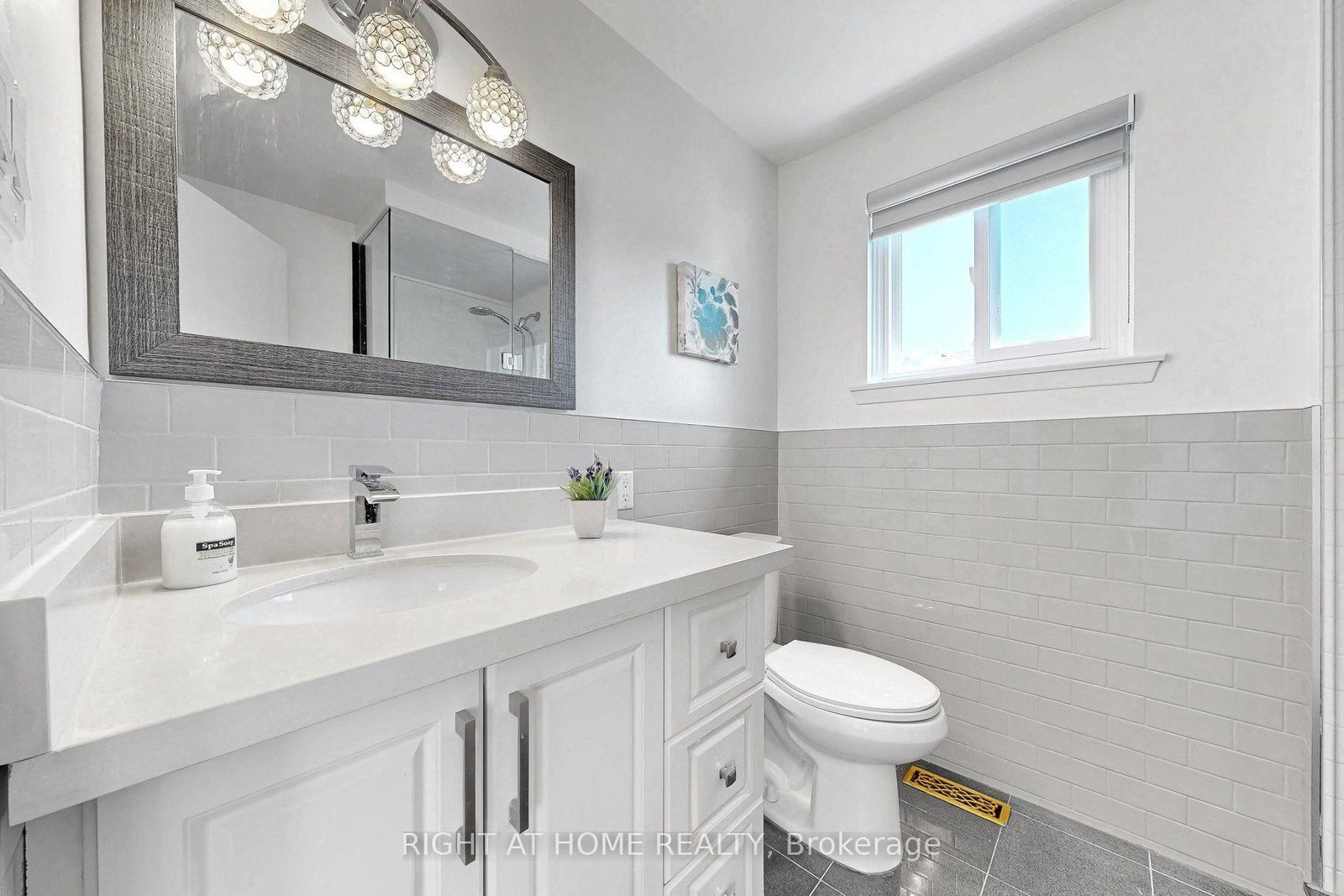 77 PEBBLEHILL Square • Toronto, ON photo 13