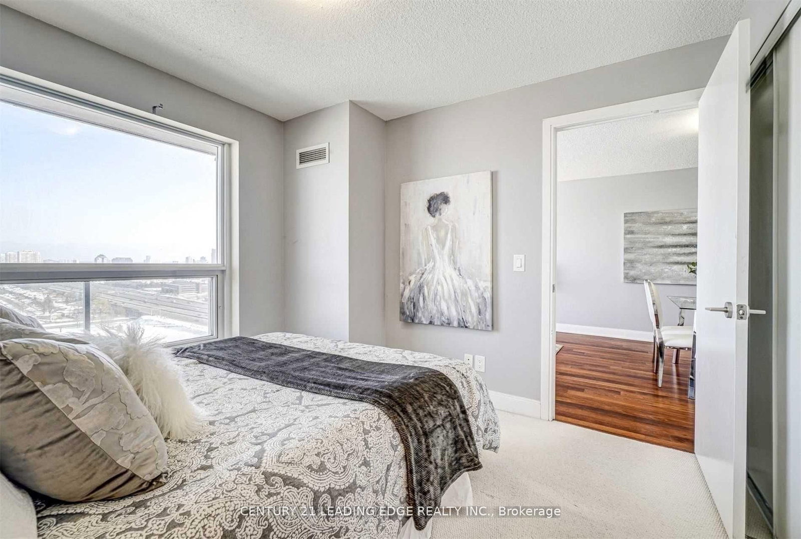 135 Village Green Square • #2415 • Toronto, ON photo 21