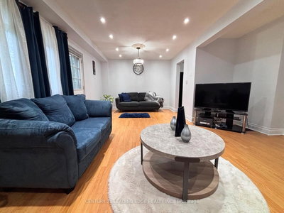 112 Deacon Lane • Ajax, ON photo 6