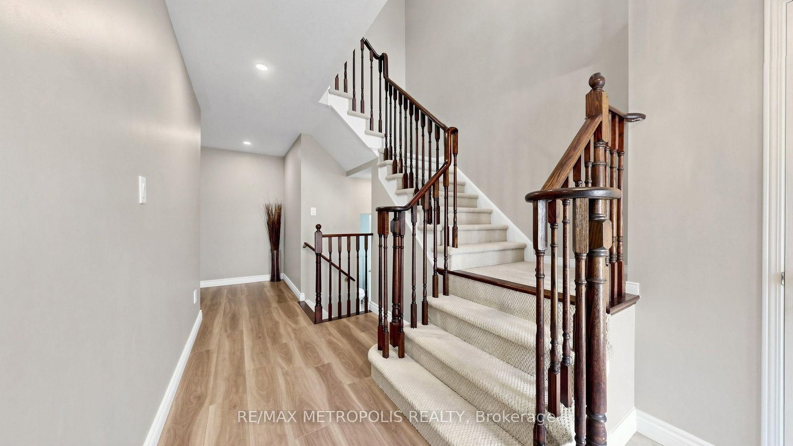 762 Mccue Drive • Oshawa, ON photo 15