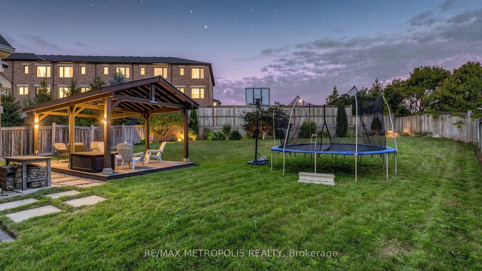 762 Mccue Drive • Oshawa, ON photo 37