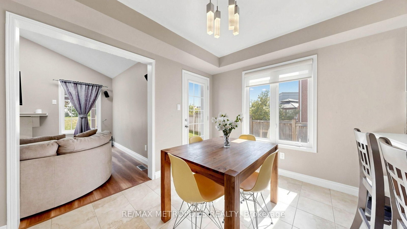 762 Mccue Drive • Oshawa, ON photo 7