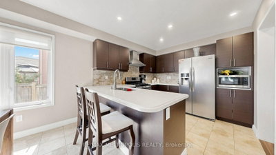 762 Mccue Drive • Oshawa, ON photo 8
