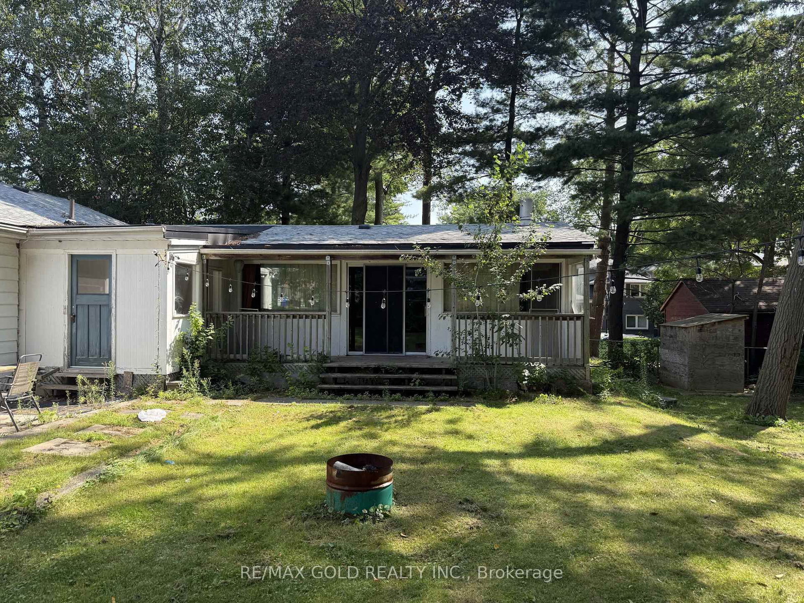 366 Beechgrove Drive • Toronto, ON photo 6