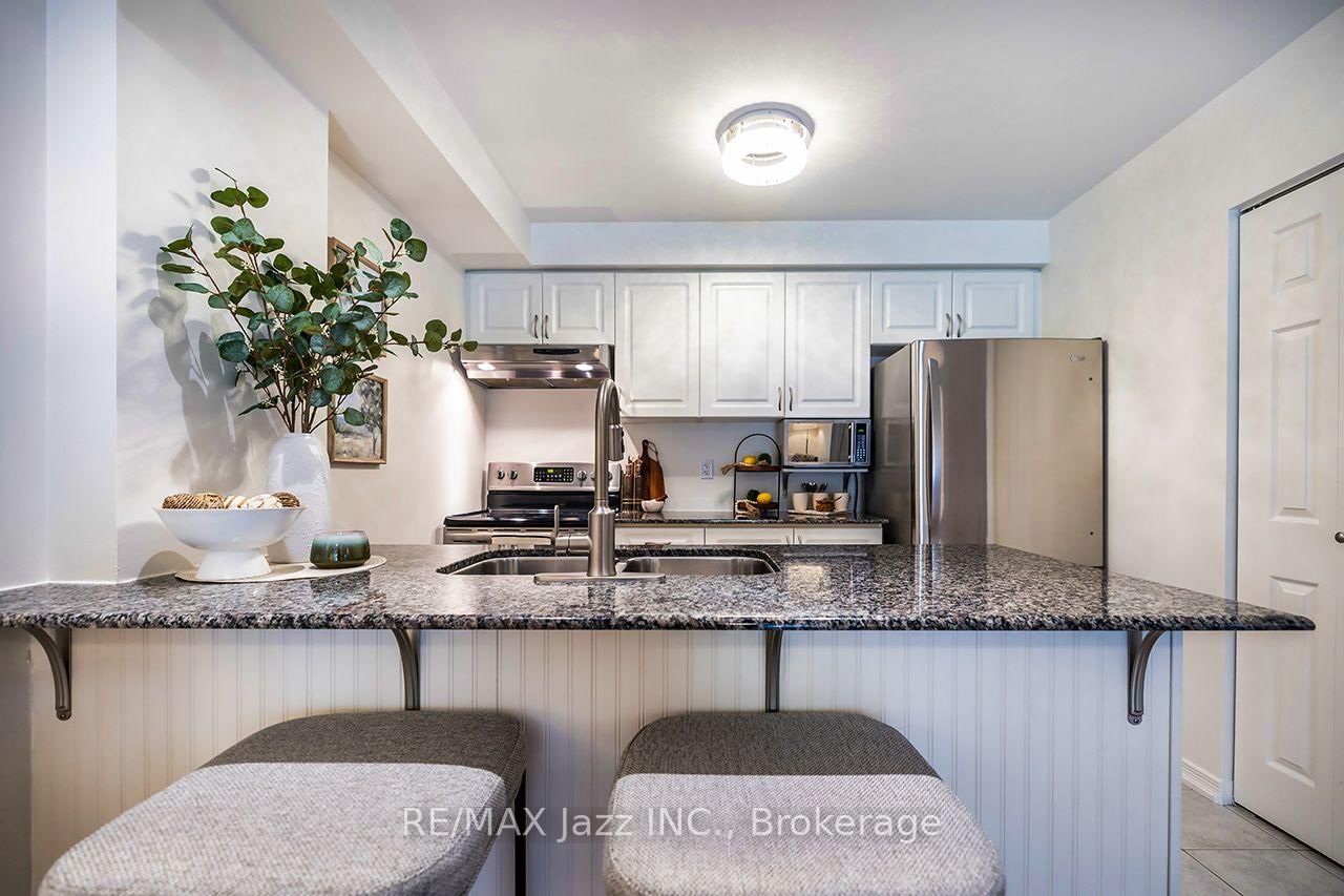 61 Clarington Boulevard • #102 • Clarington, ON photo 8