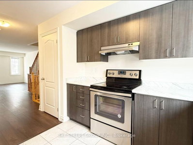 2283 CHEVRON PR Chevron Prince Path • #480 • Oshawa, ON photo 8