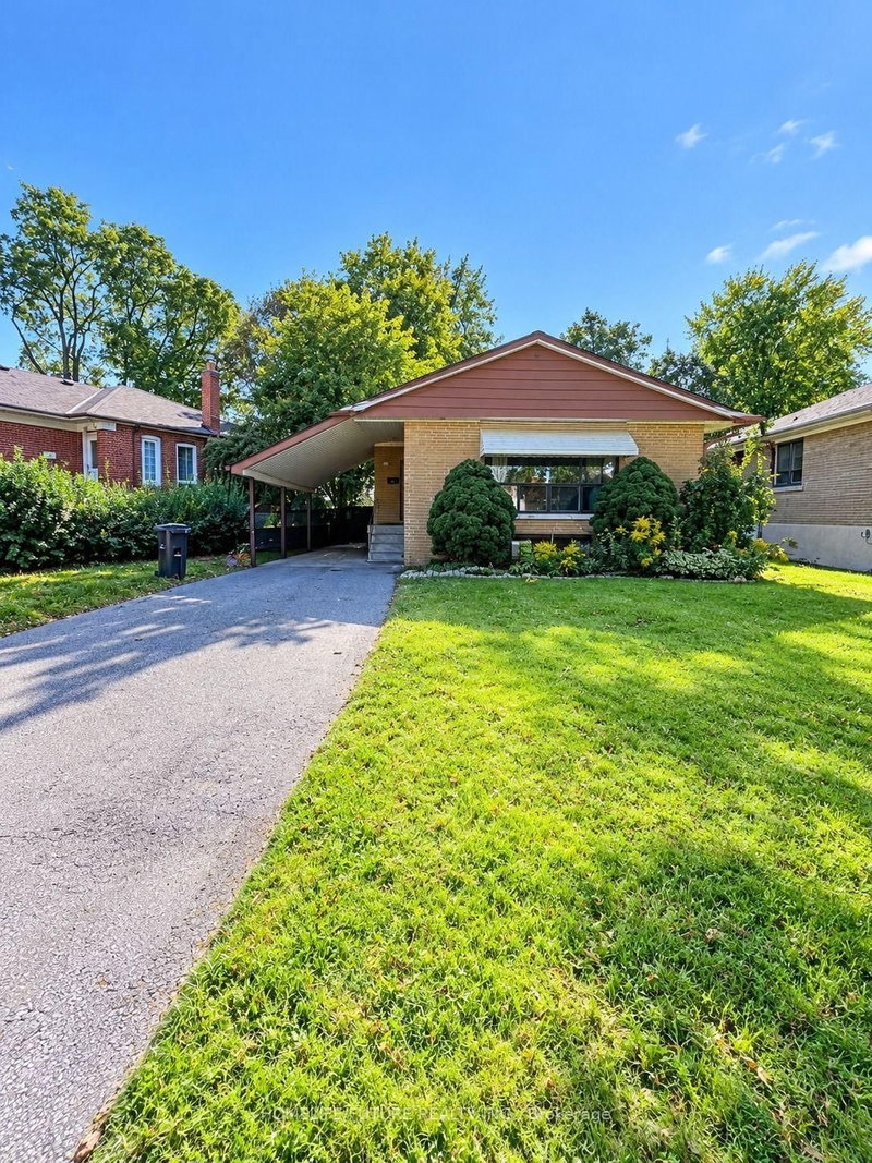 Main - 21 Mackinac Crescent