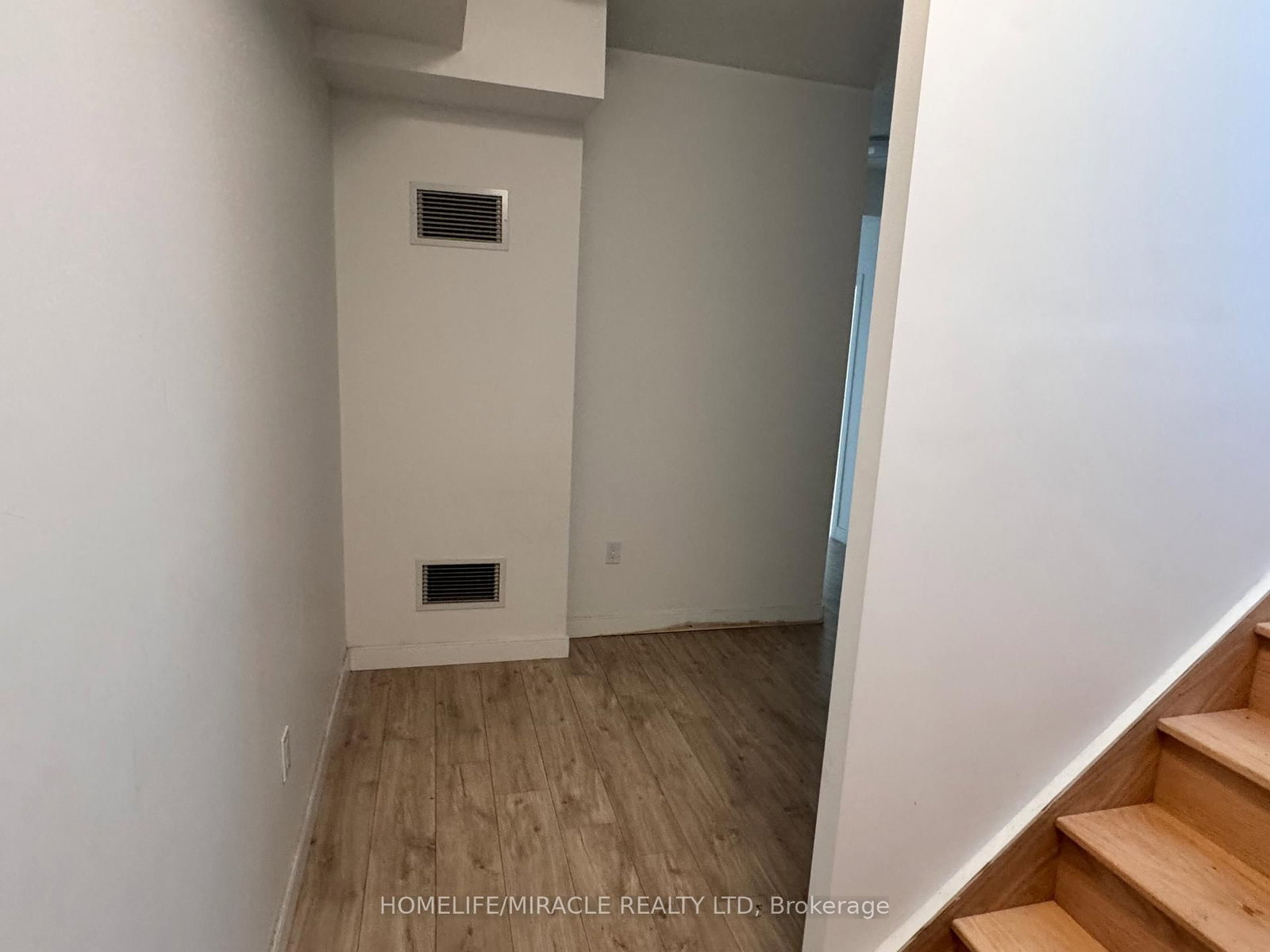 4-176 Clonmore Dr, Toronto, view 17