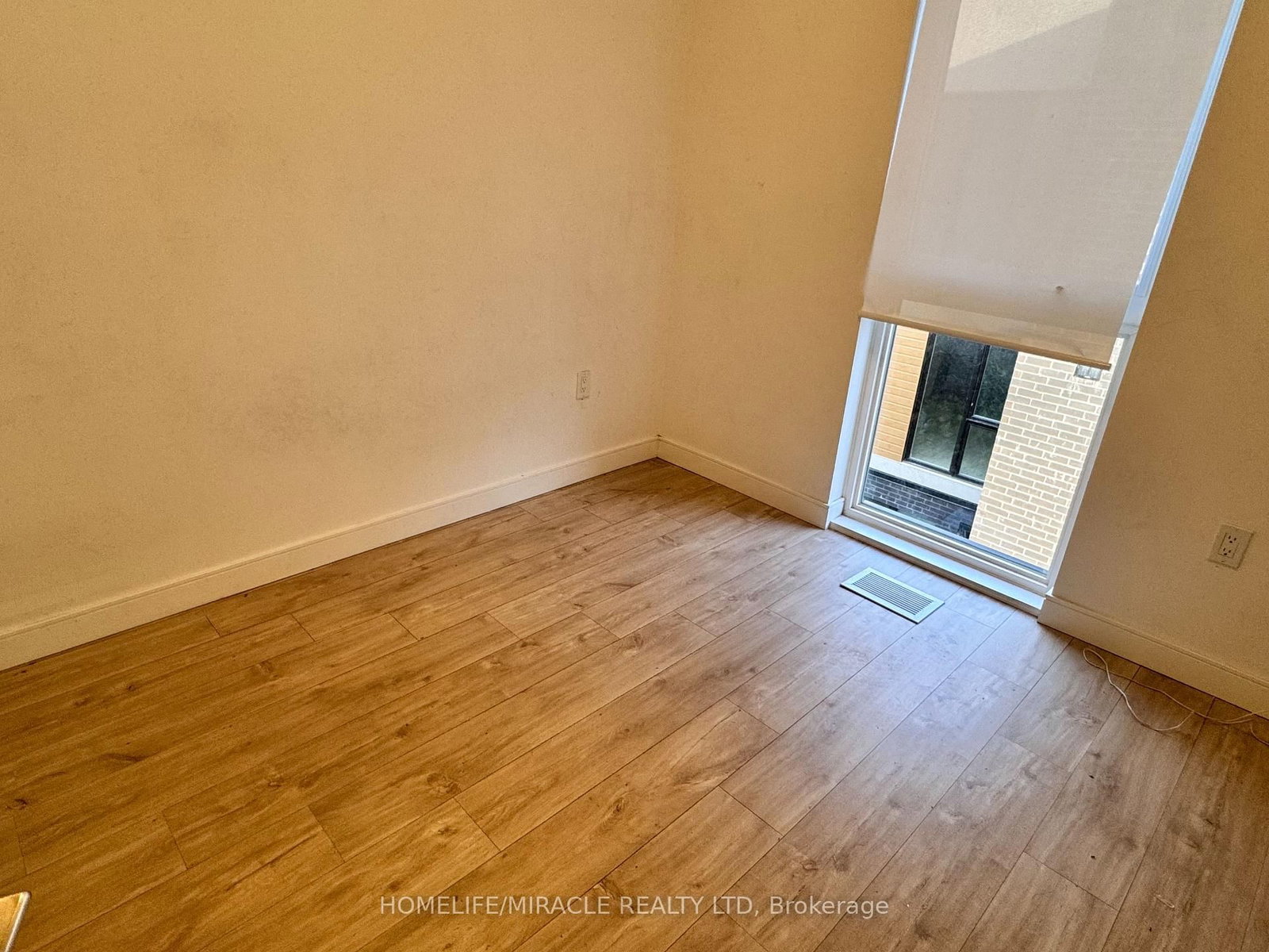 4-176 Clonmore Dr, Toronto, view 24