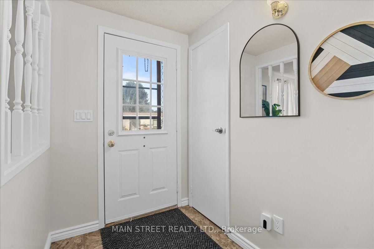 2 Pineridge Crescent • Clarington, ON photo 5
