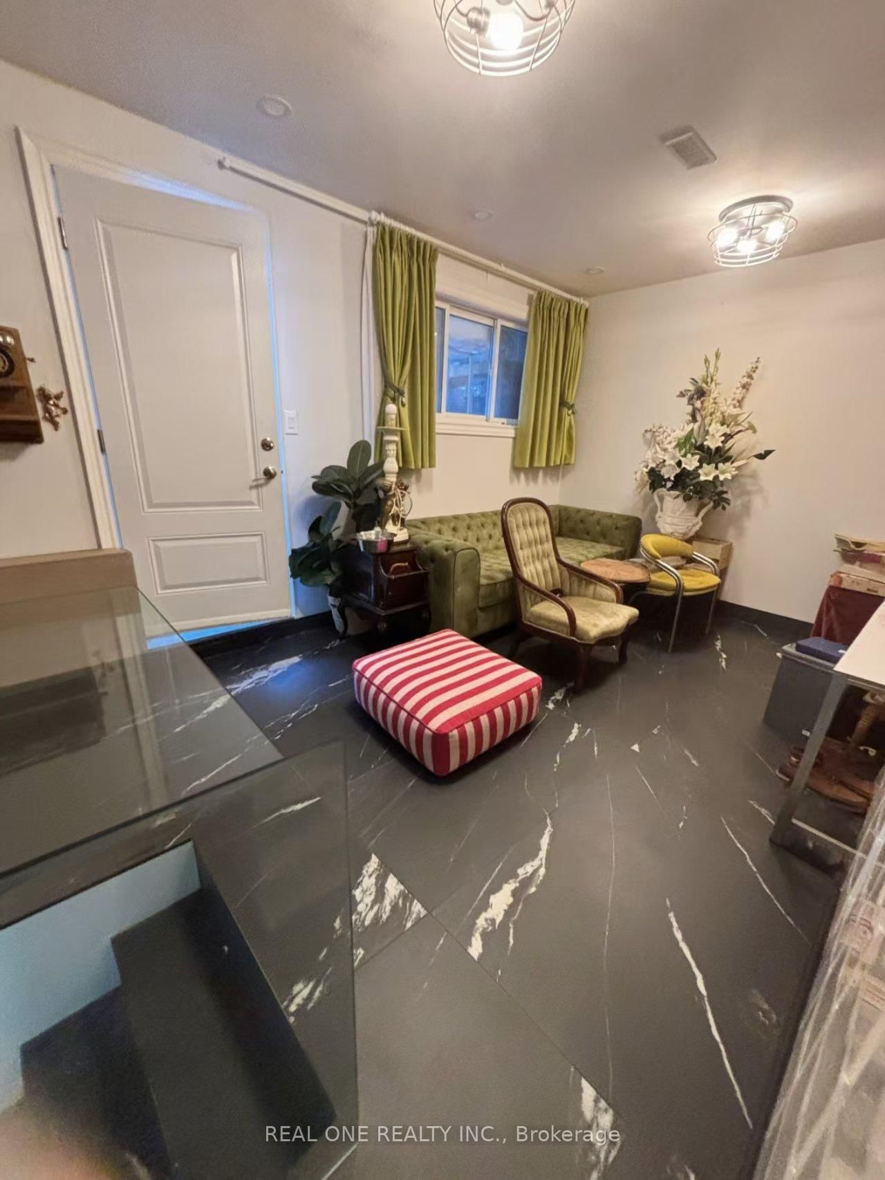 69 Stanwell Drive • Toronto, ON photo 10