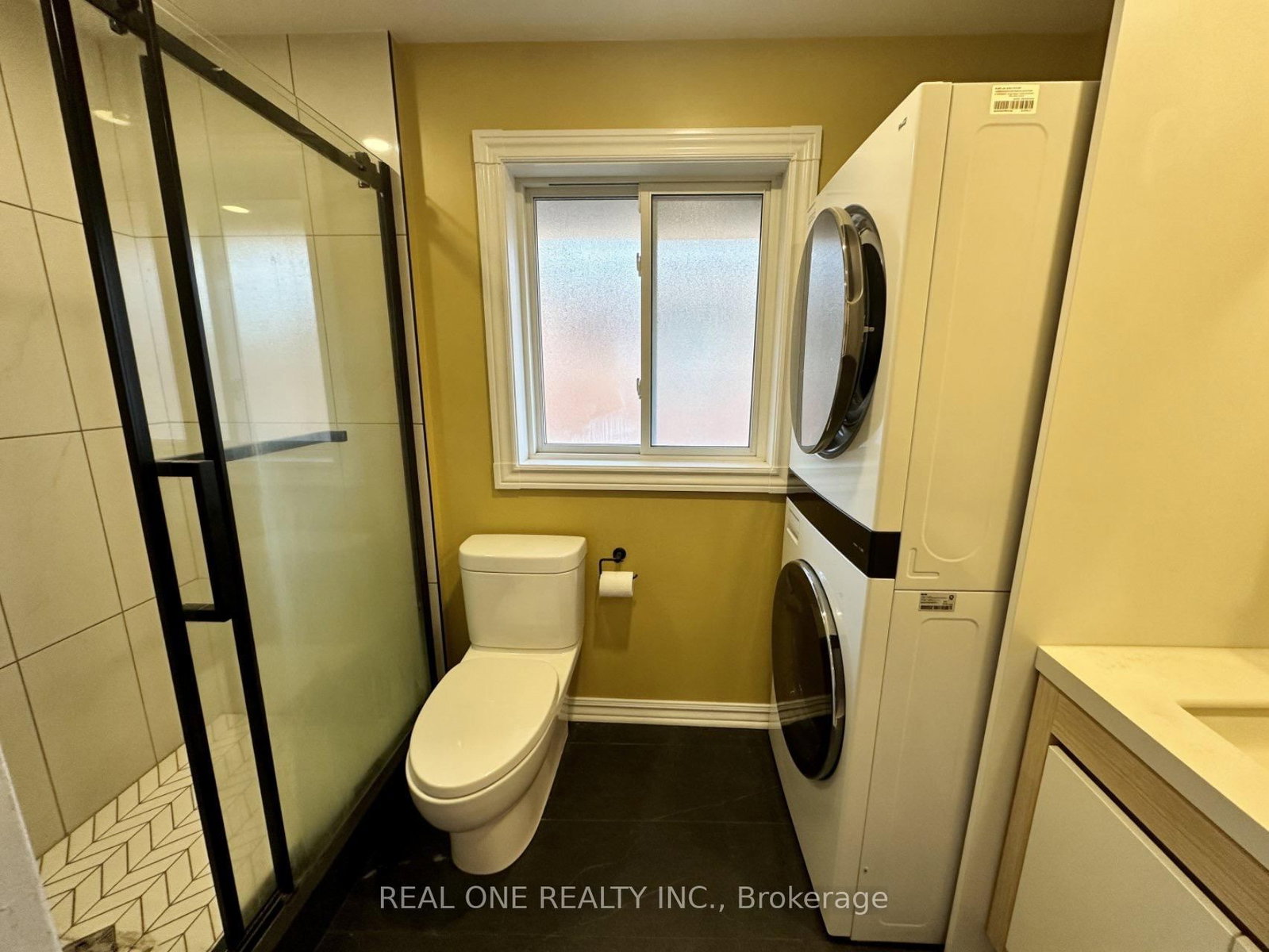 69 Stanwell Drive • Toronto, ON photo 9
