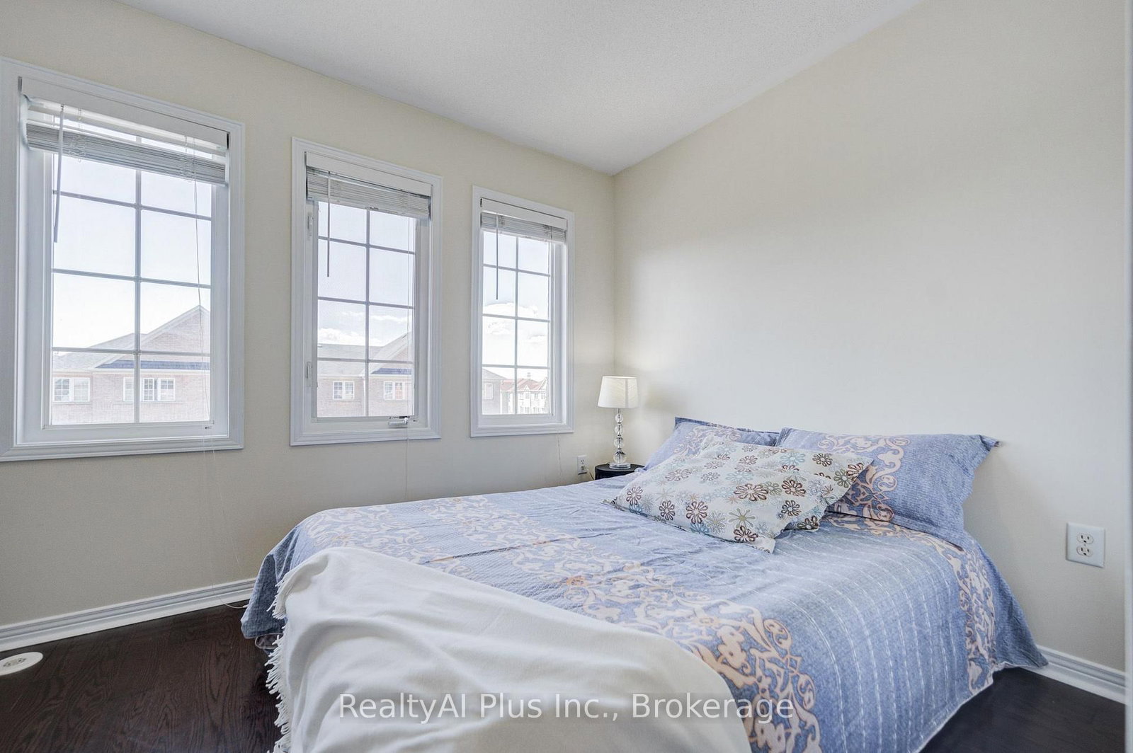 105 Pilkington Drive • Toronto, ON photo 38