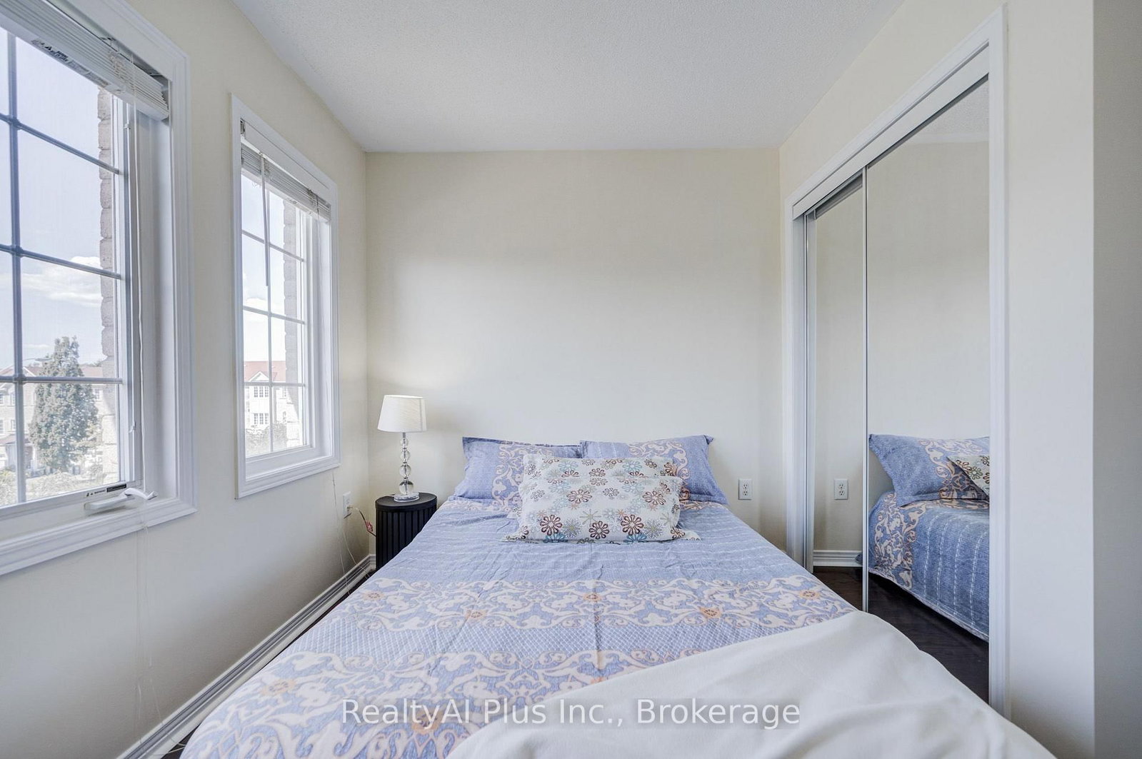 105 Pilkington Drive • Toronto, ON photo 39