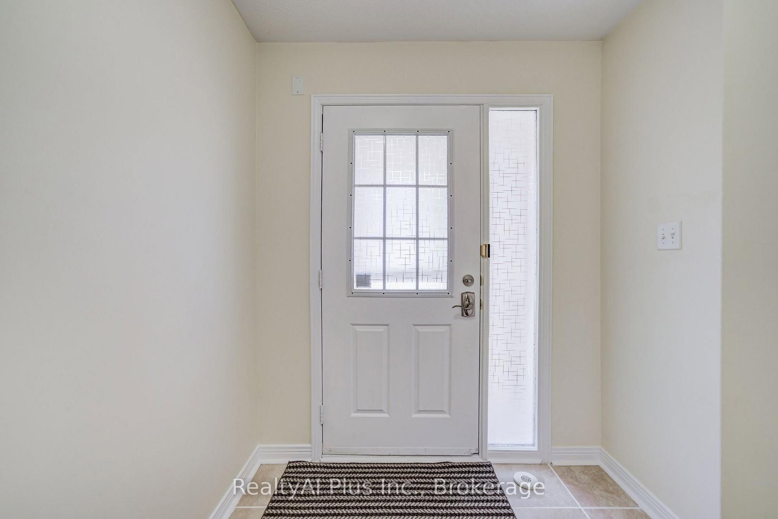 105 Pilkington Drive • Toronto, ON photo 4