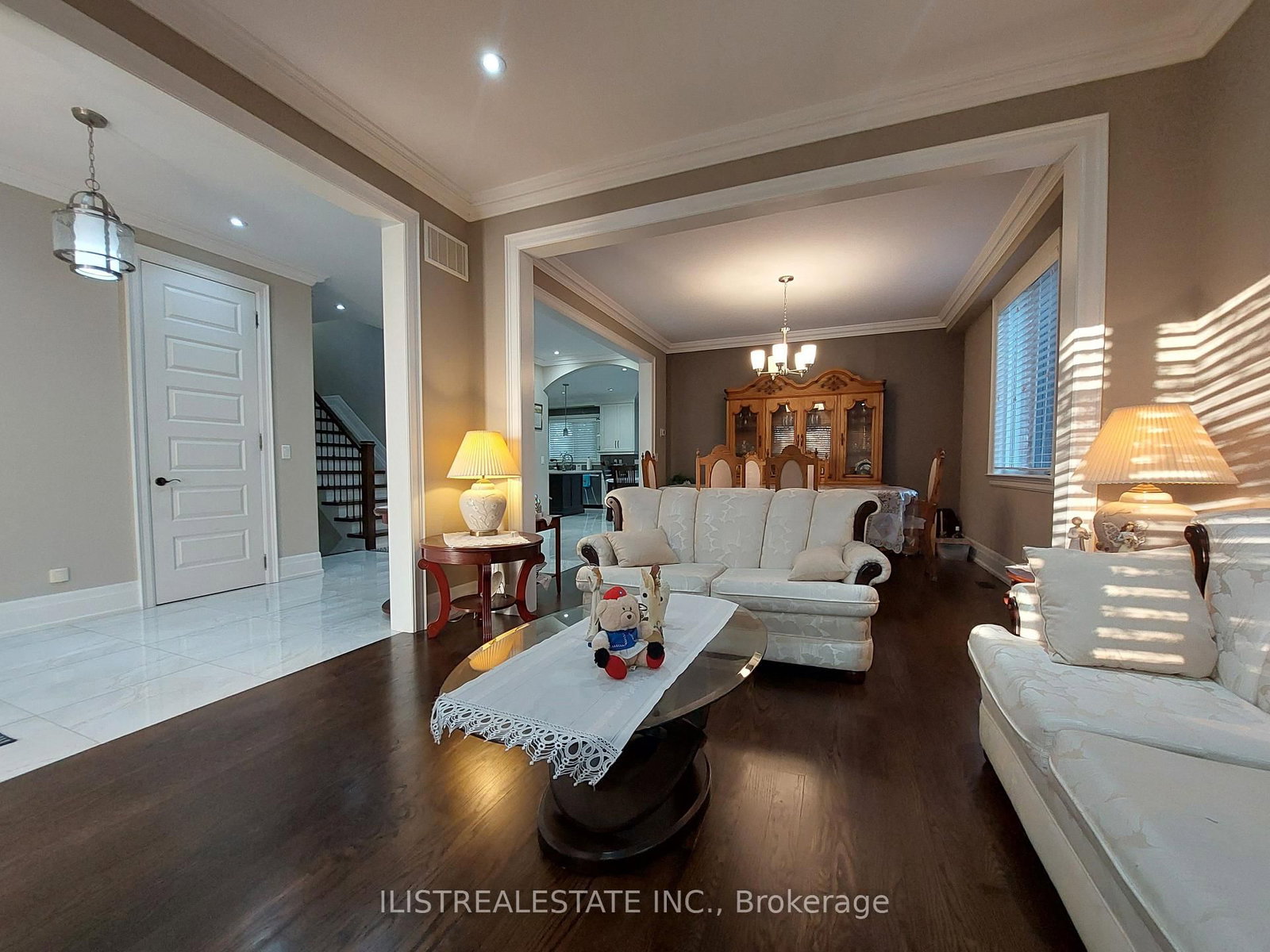 59 Princemere Crescent • Toronto, ON photo 5