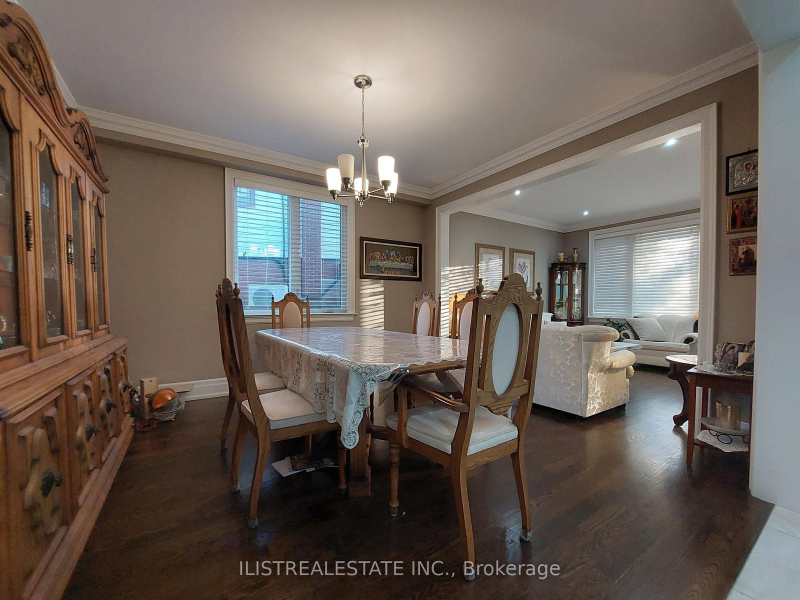 59 Princemere Crescent • Toronto, ON photo 6