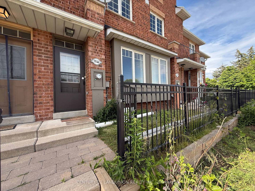 9544 Sheppard Avenue E 2