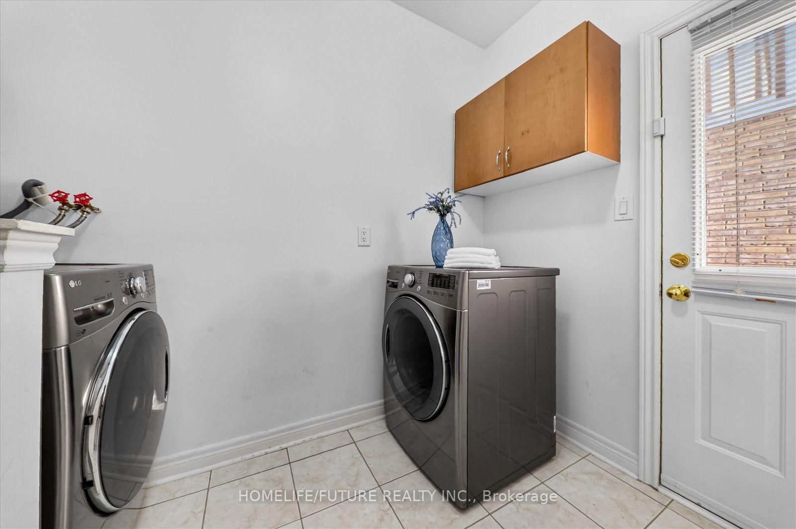 65 Middlecote Drive • Ajax, ON photo 24