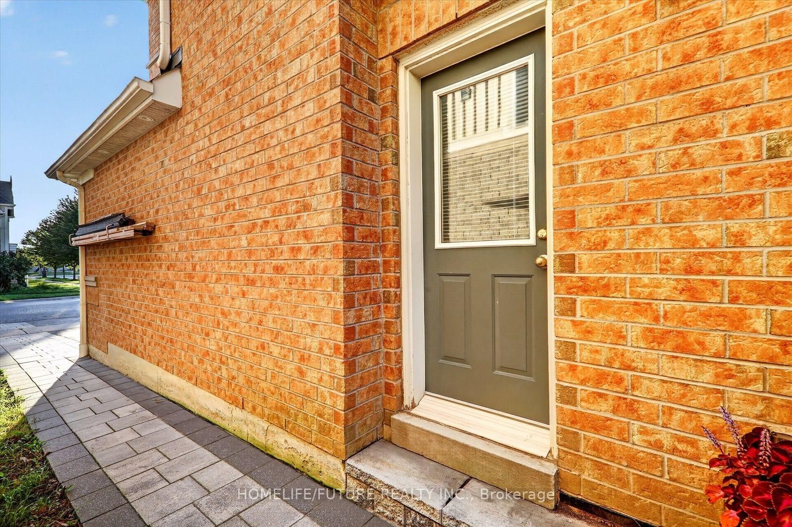 65 Middlecote Drive • Ajax, ON photo 25