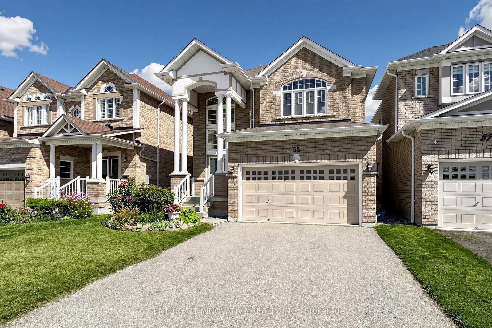 55 Sharplin Drive • Ajax, ON photo 2