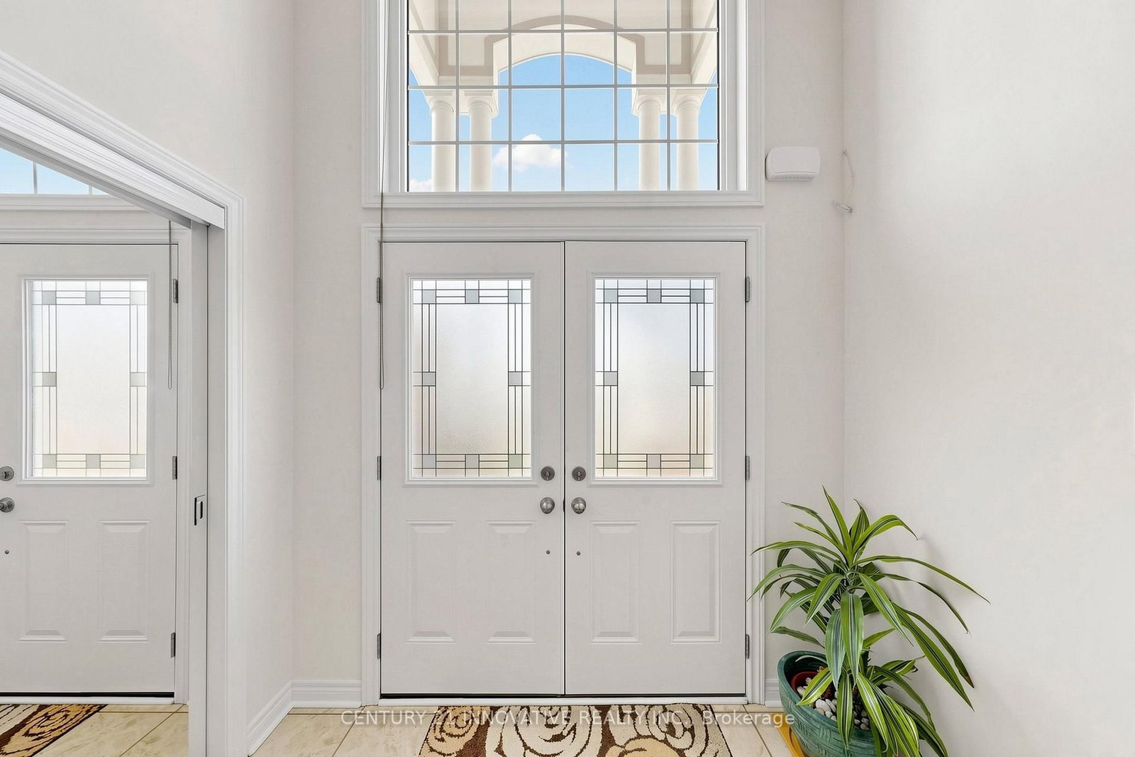 55 Sharplin Drive • Ajax, ON photo 5