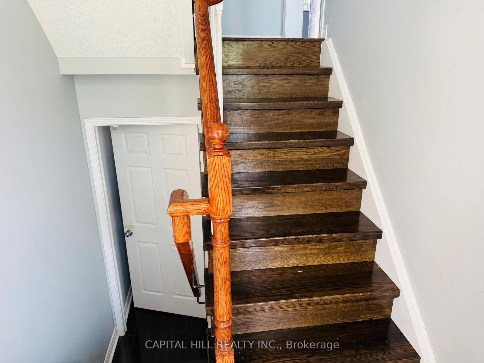 106 Wilkie Lane • Ajax, ON photo 4