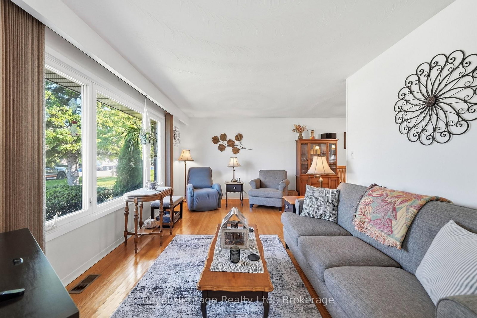 479 Sunset Boulevard • Clarington, ON photo 8
