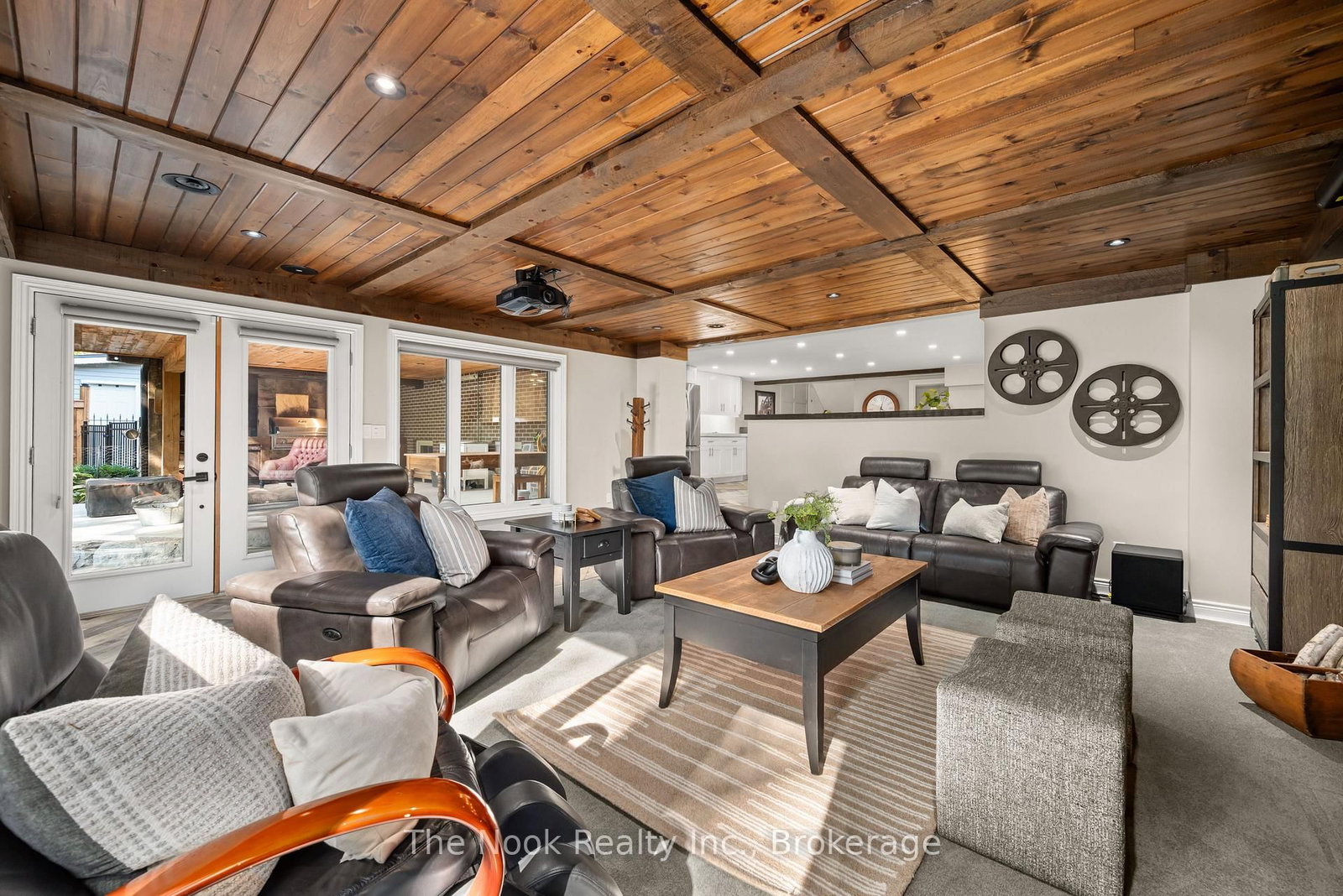 44 Bagot Street • Whitby, ON photo 35