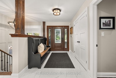 44 Bagot Street • Whitby, ON photo 4
