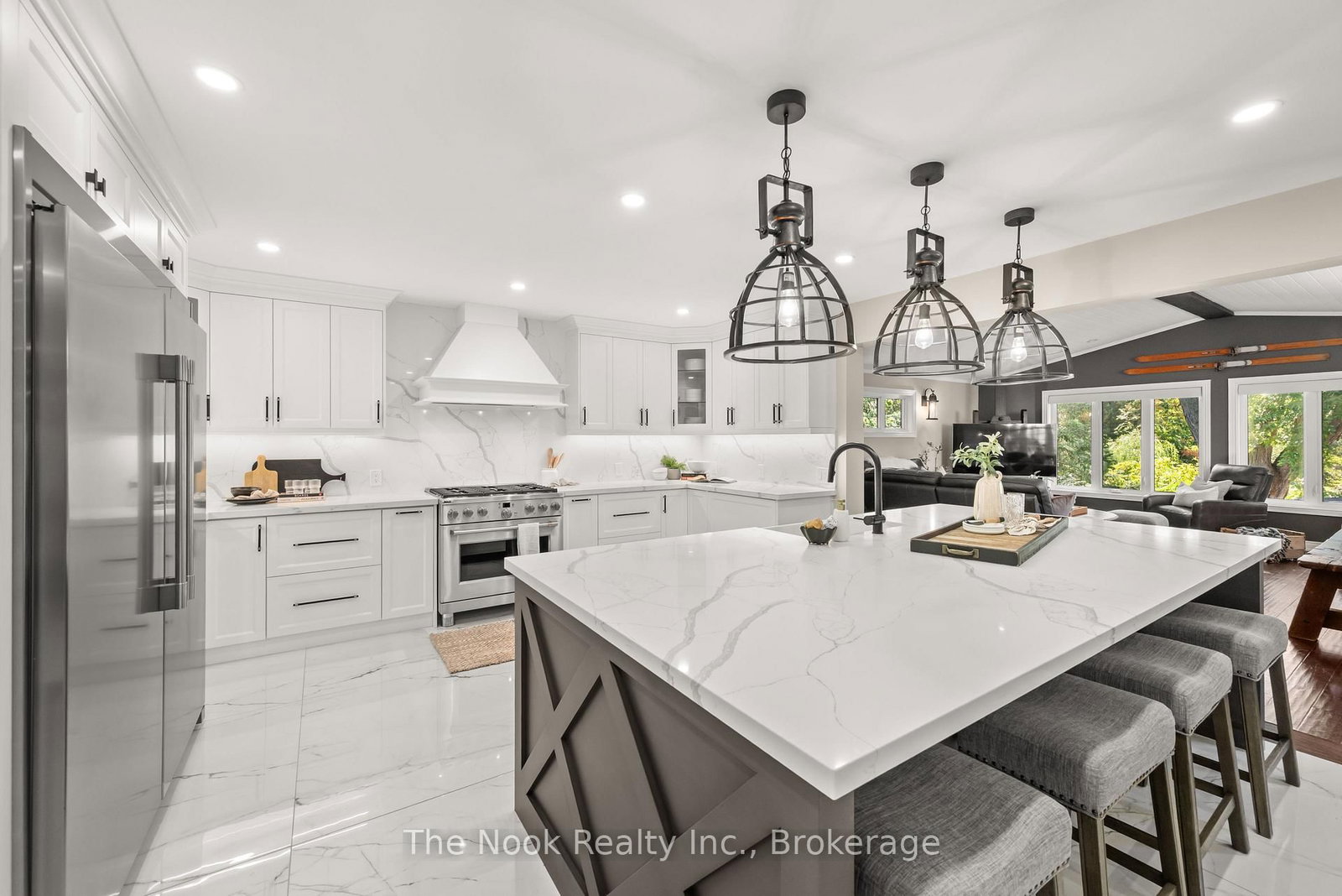 44 Bagot Street • Whitby, ON photo 9