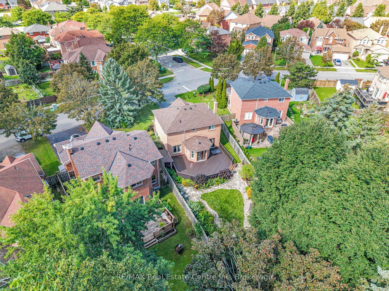 53 Meekings Drive • Ajax, ON photo 38