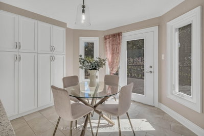 53 Meekings Drive • Ajax, ON photo 8