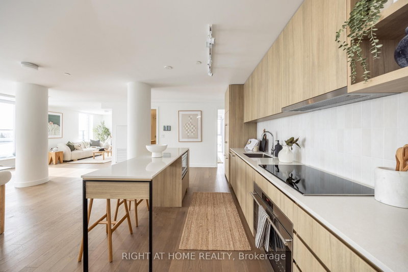 502 - 1161 Kingston Road