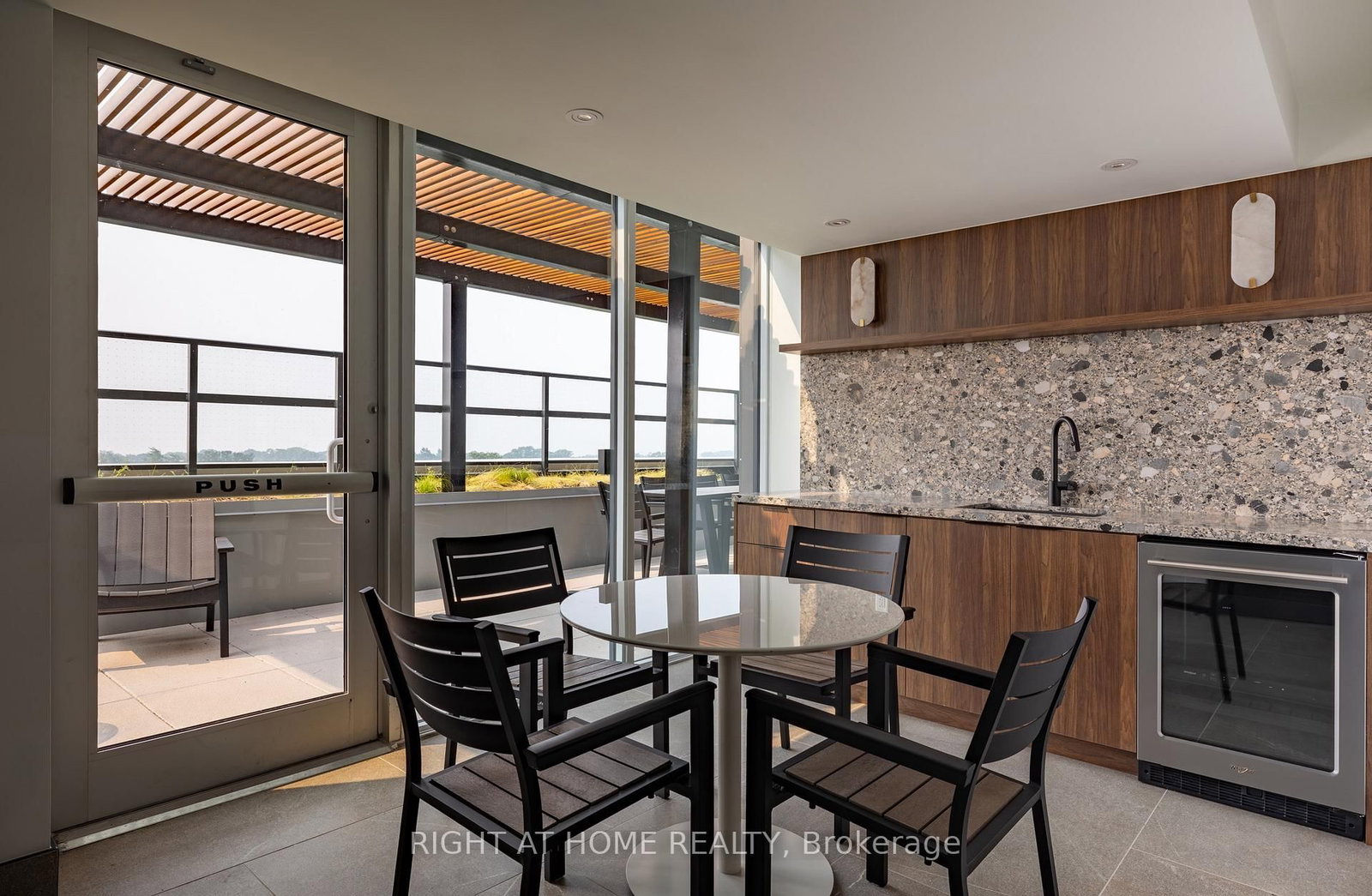 1161 Kingston Road • #502 • Toronto, ON photo 29