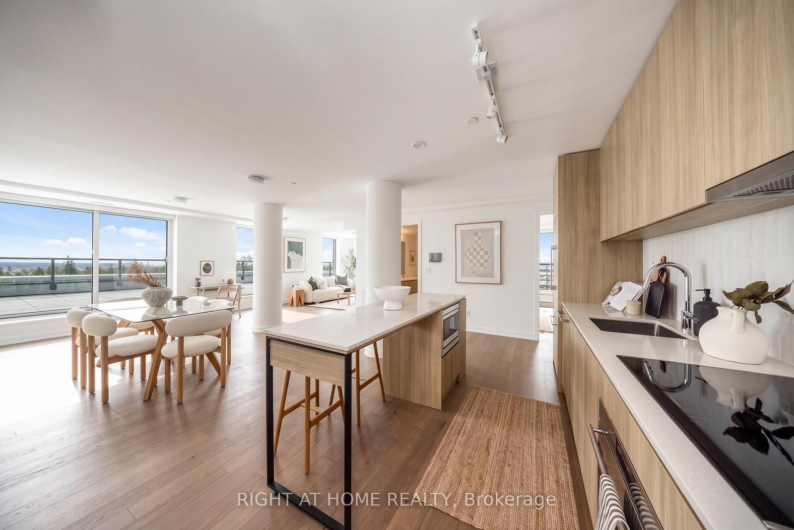 1161 Kingston Road • #502 • Toronto, ON photo 3