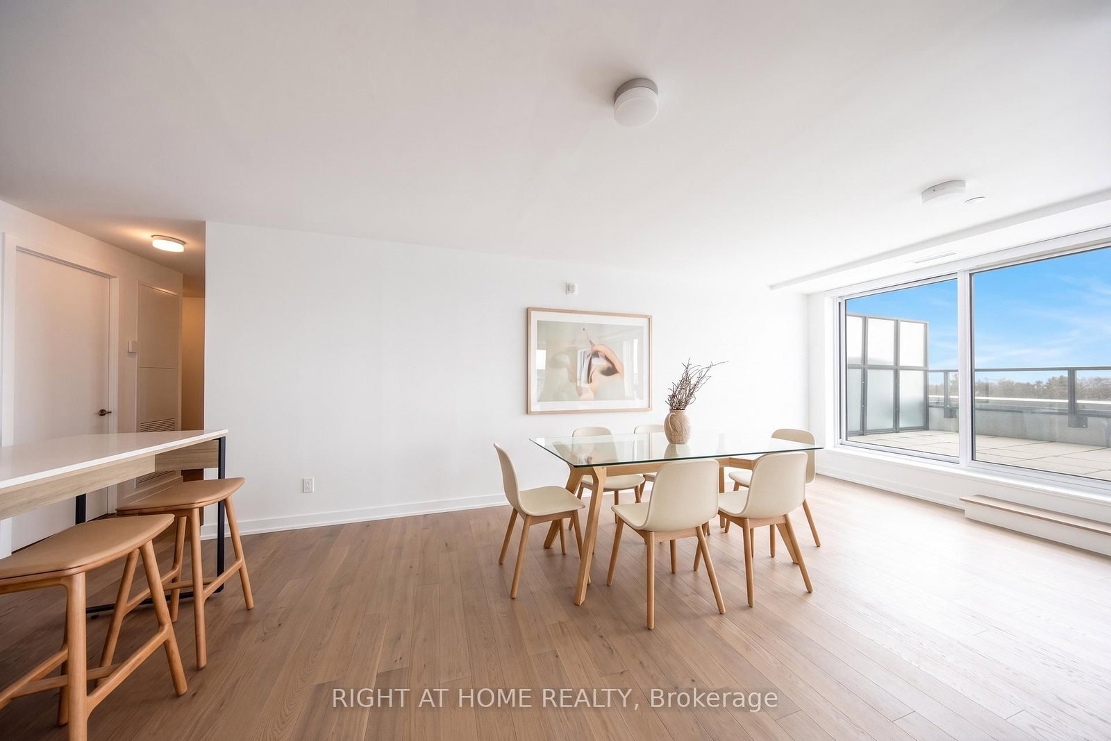 1161 Kingston Road • #502 • Toronto, ON photo 4