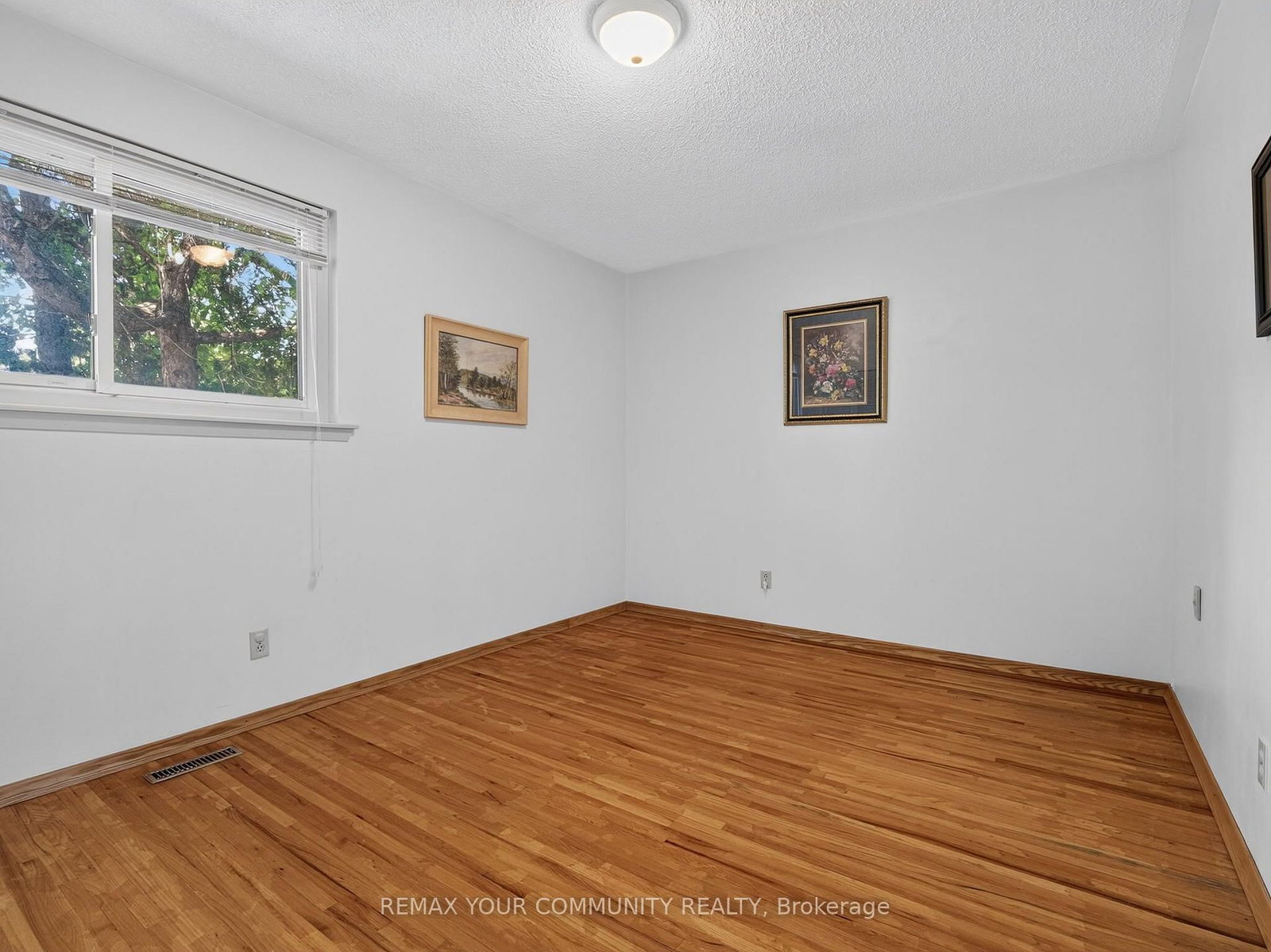 64 Kentish Crescent • Toronto, ON photo 26