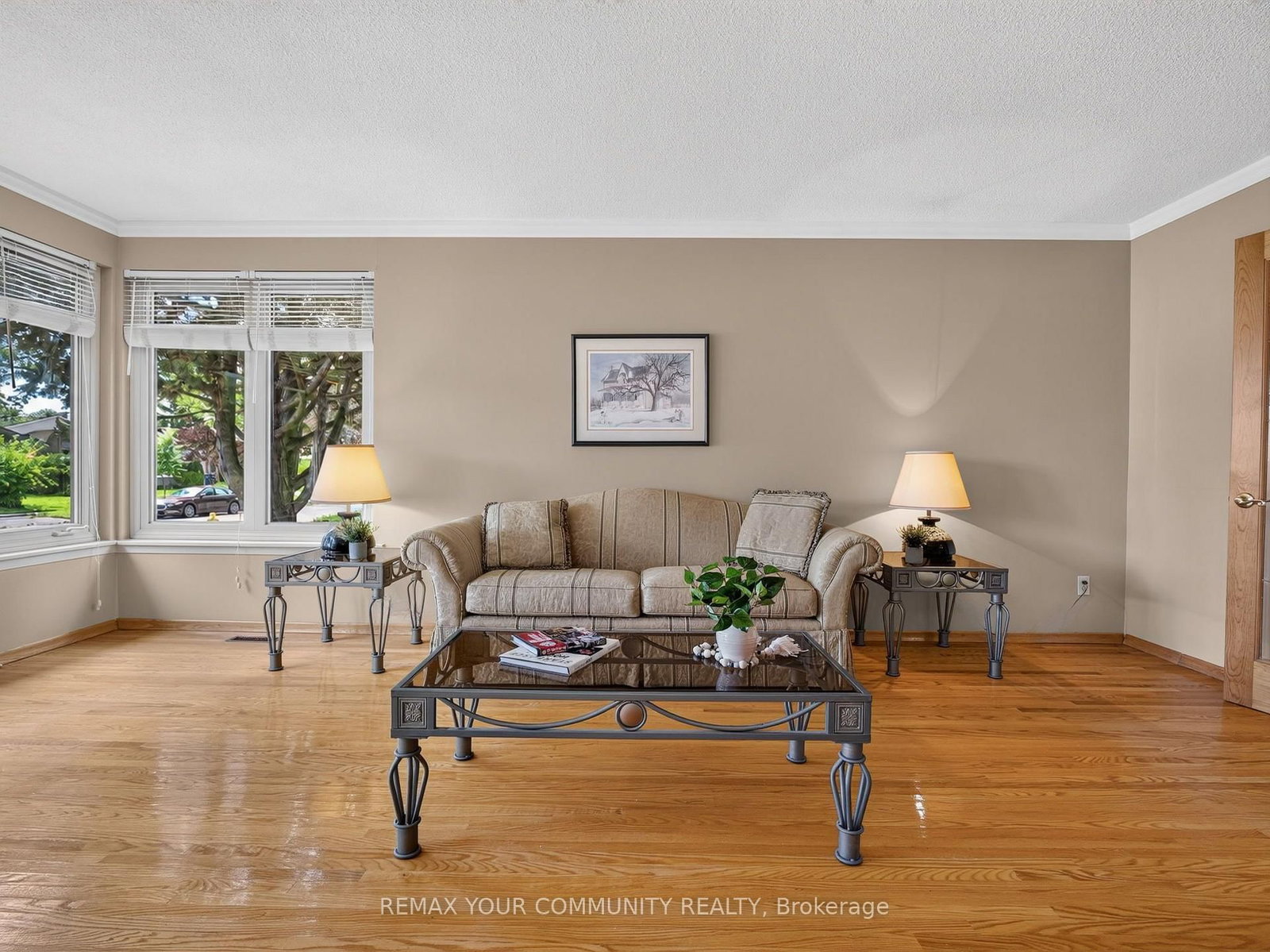 64 Kentish Crescent • Toronto, ON photo 7