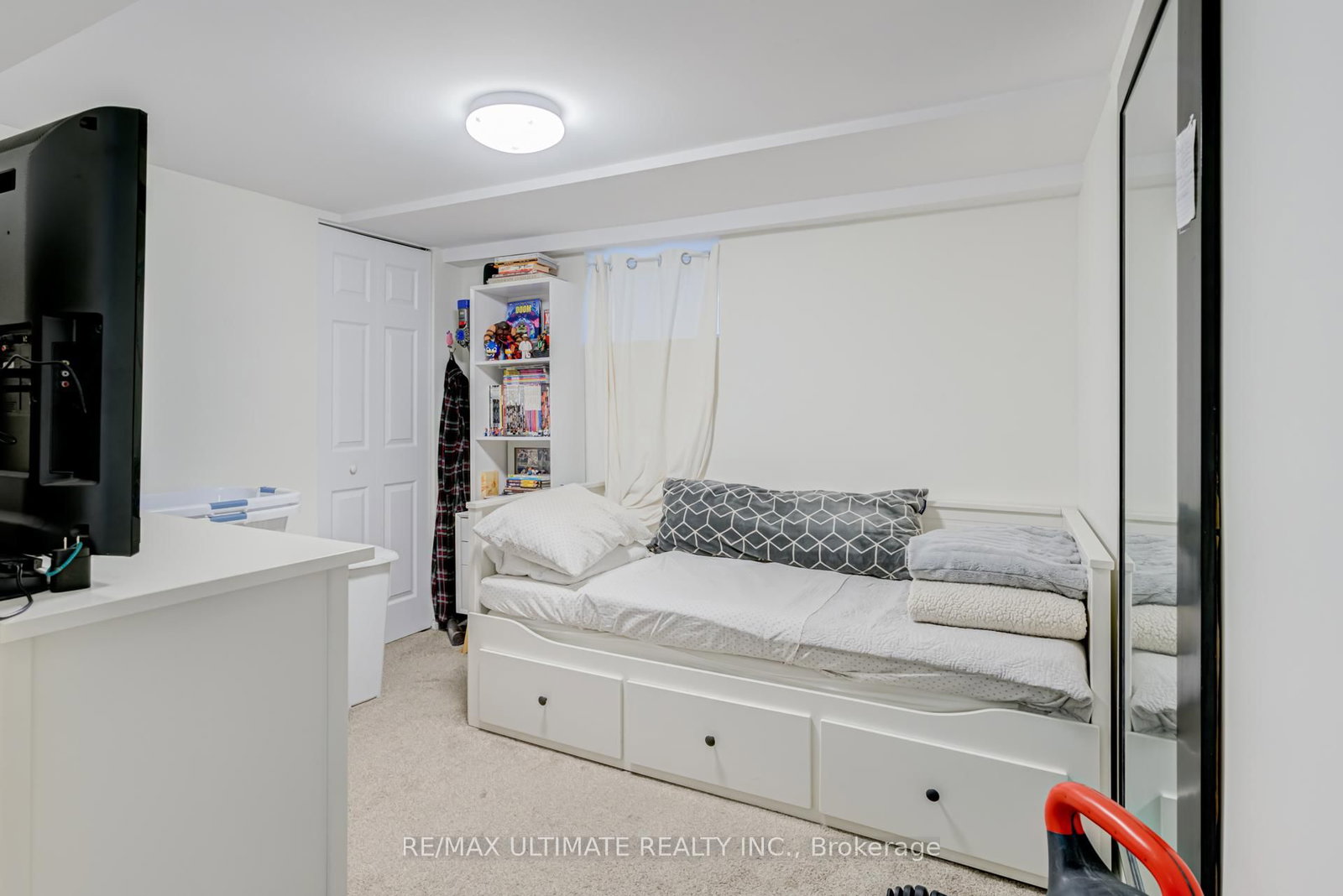 533 Kingston Road • Toronto, ON photo 22