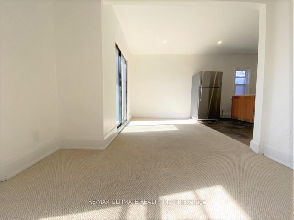 533 Kingston Road • Toronto, ON photo 46