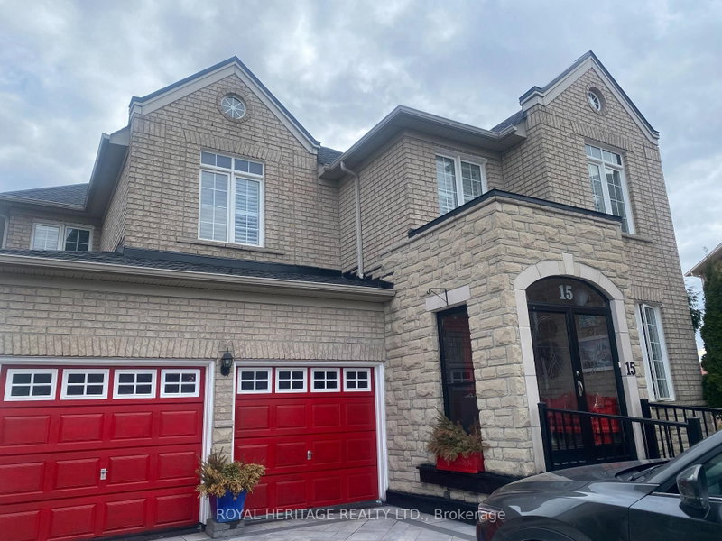 15 Sirius Crescent