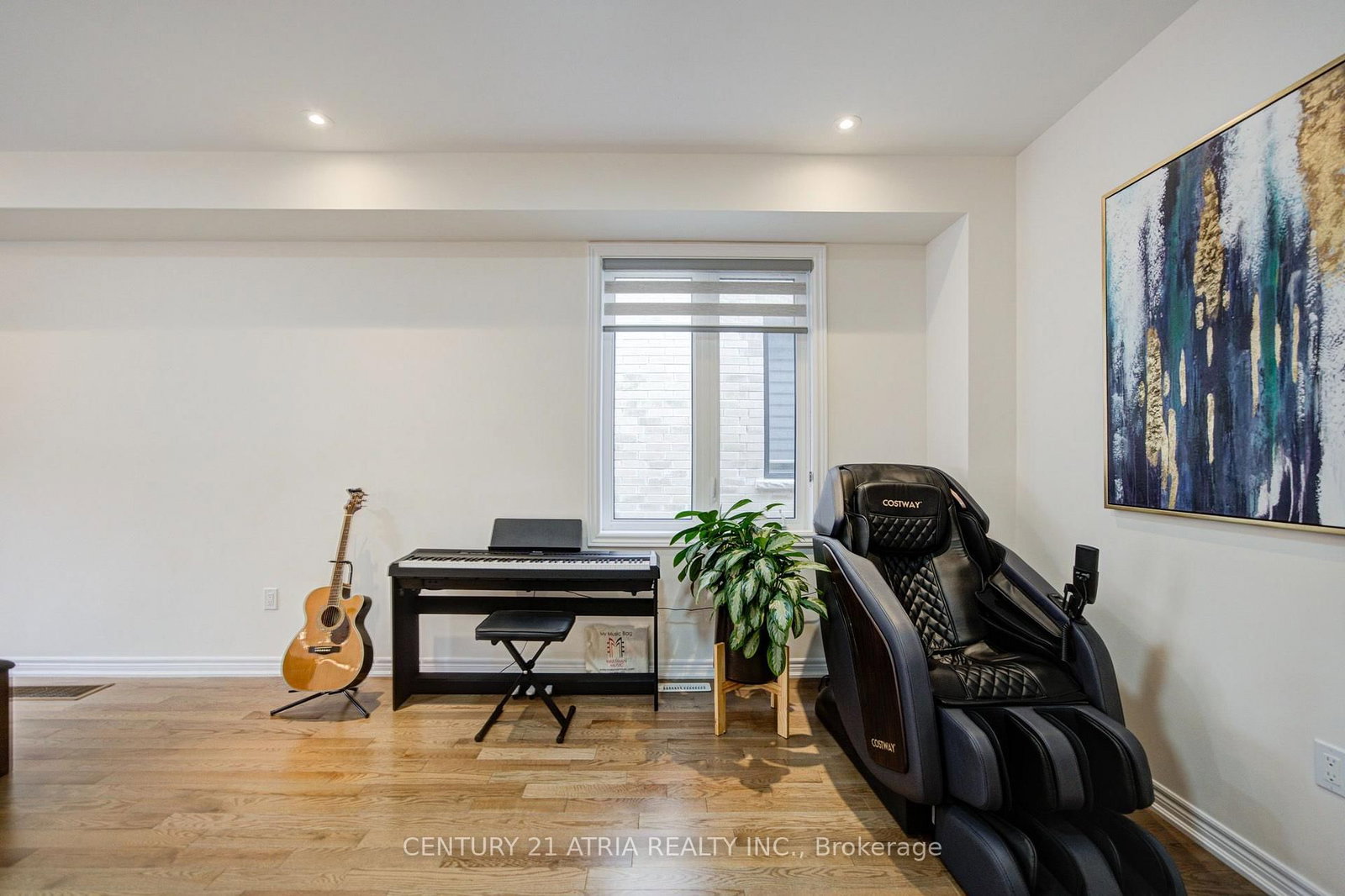 1304 Klondike Drive • Oshawa, ON photo 8