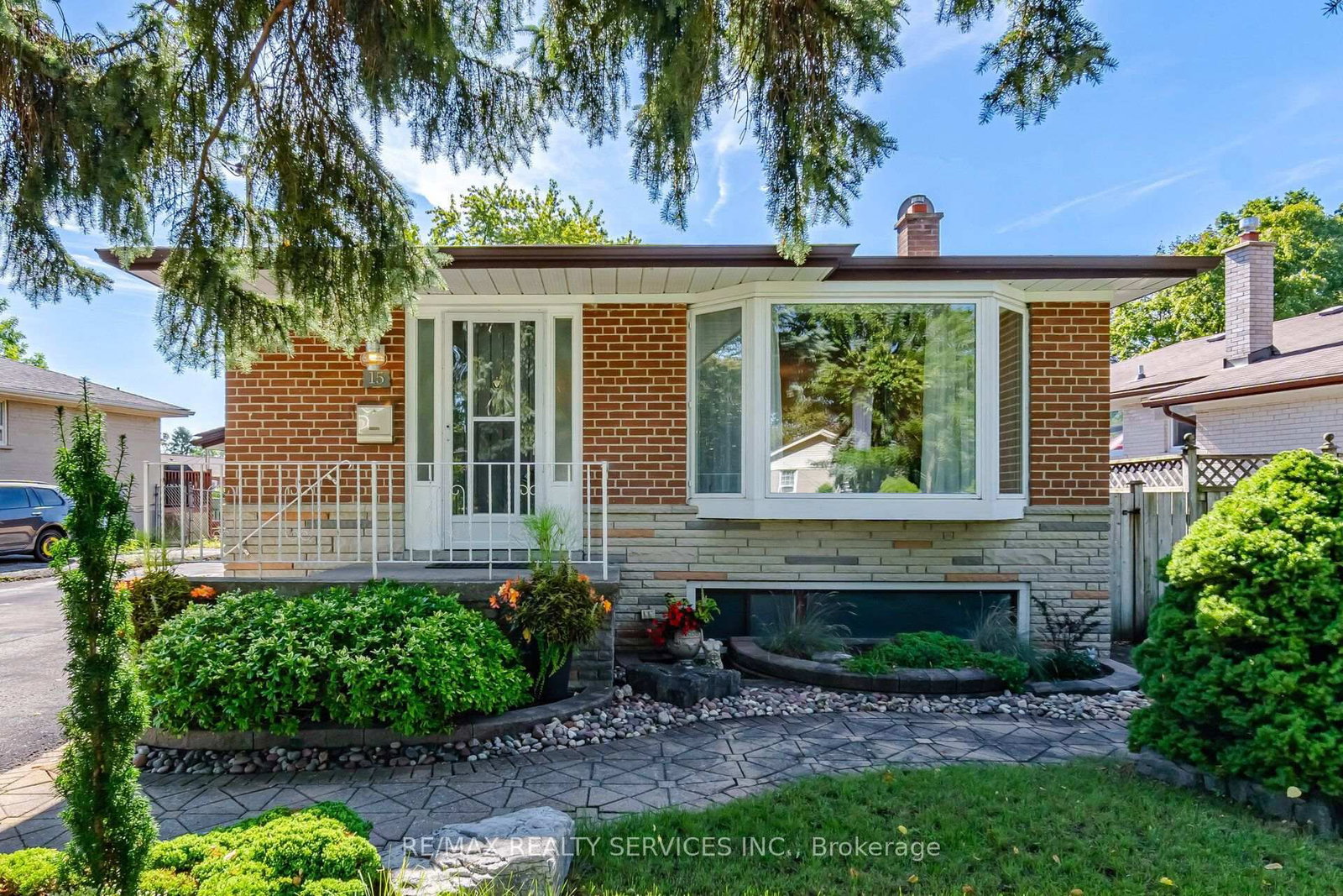 Property at 15 Shoreview
