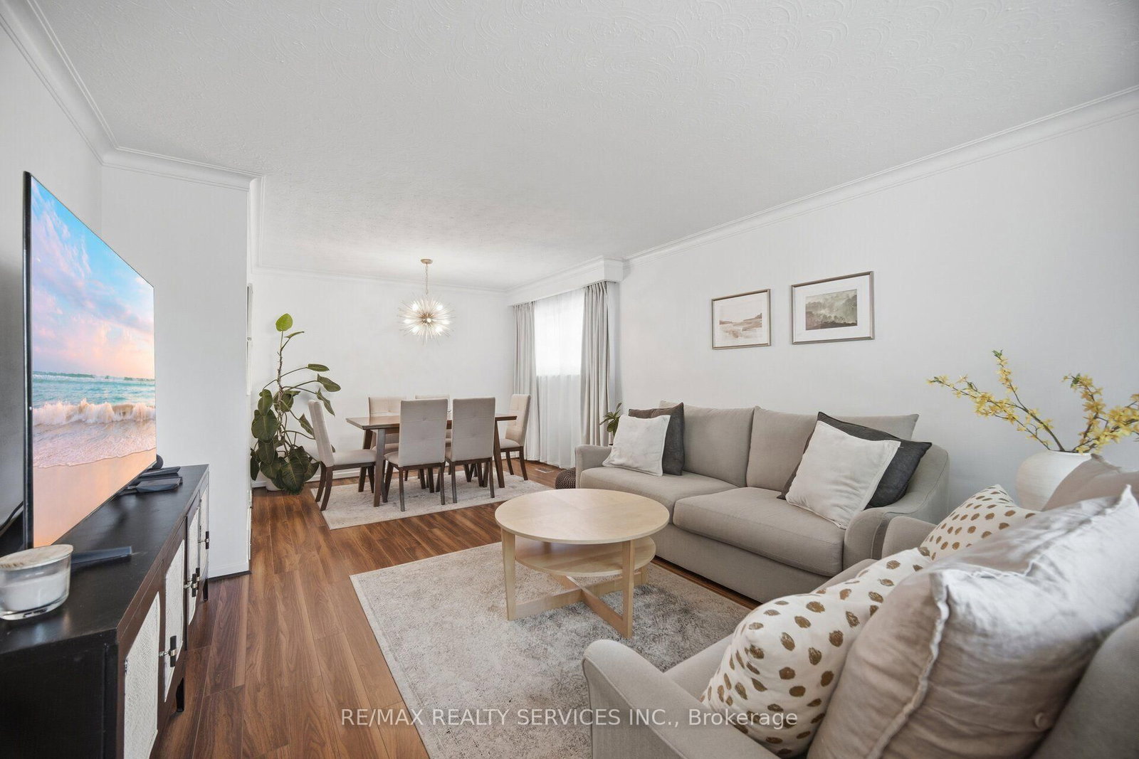 15 Shoreview Drive • Toronto, ON photo 11