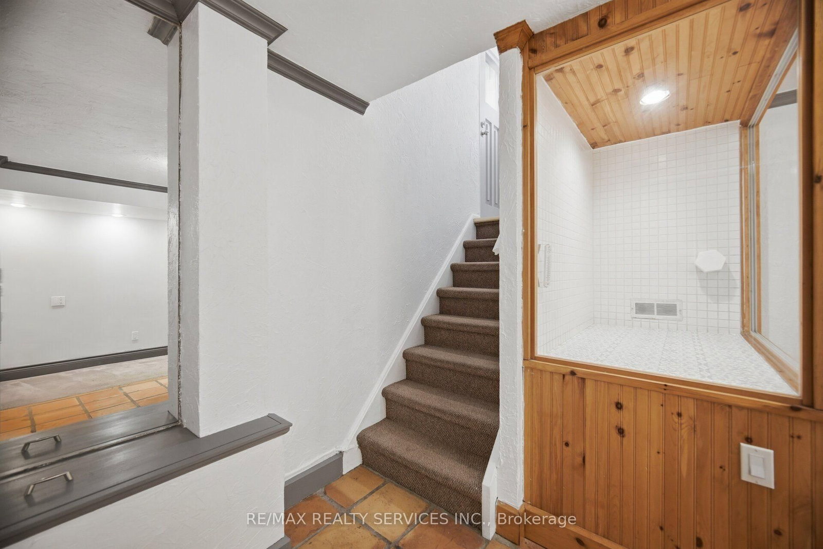 15 Shoreview Drive • Toronto, ON photo 27