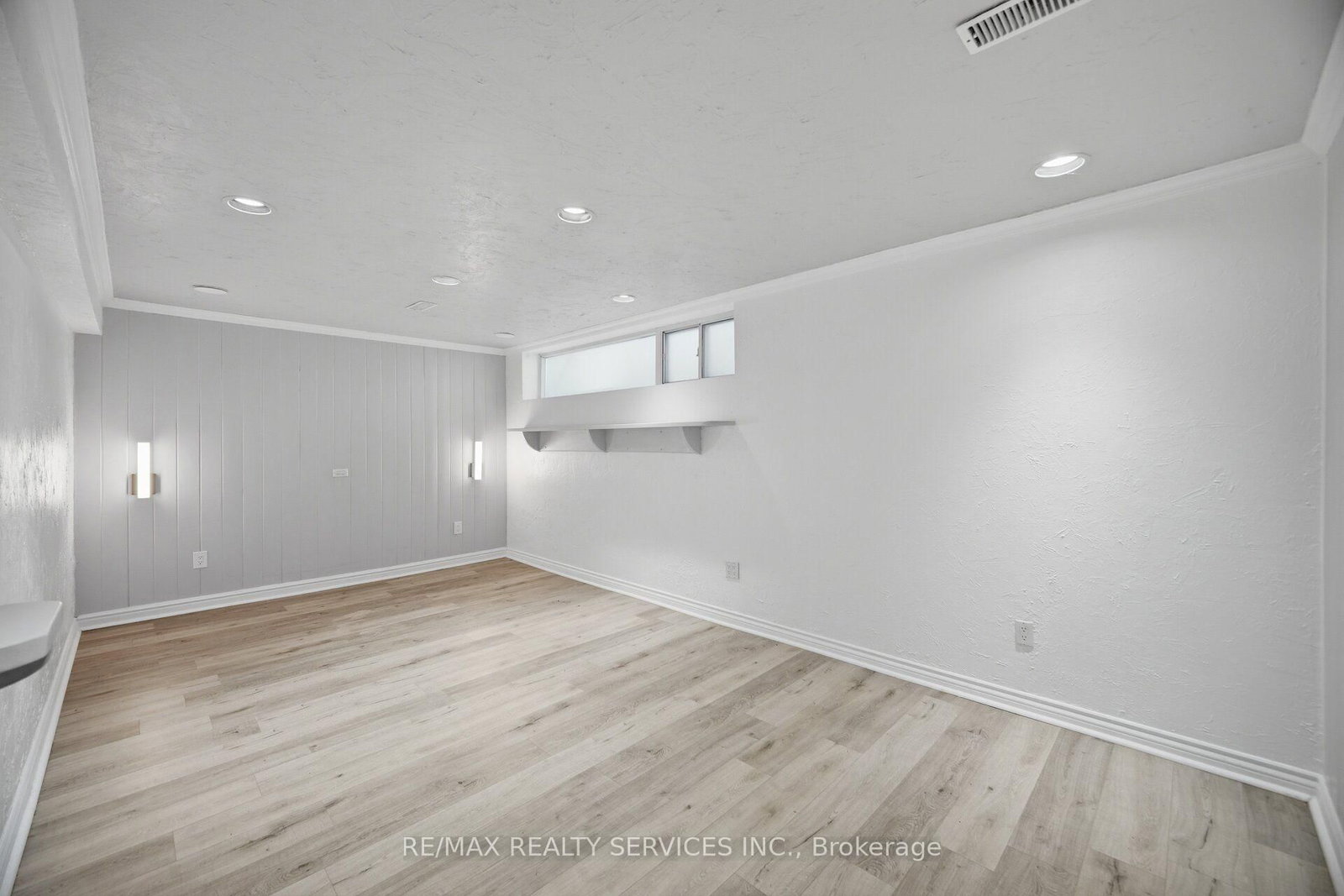 15 Shoreview Drive • Toronto, ON photo 36